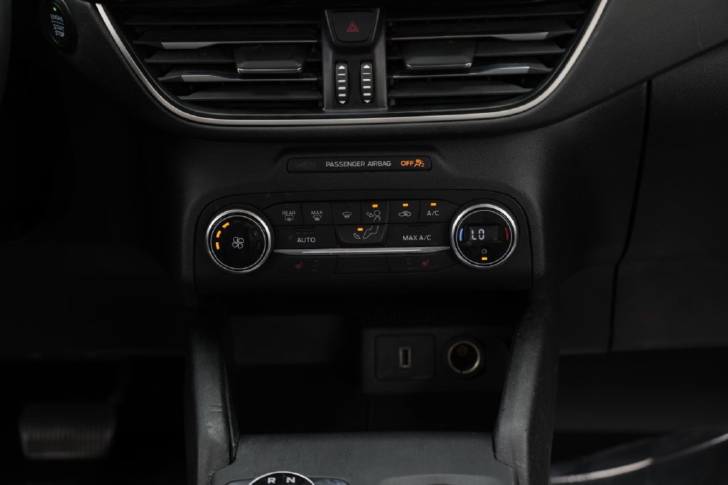 Used 2020 Ford Escape SE FWD image 40