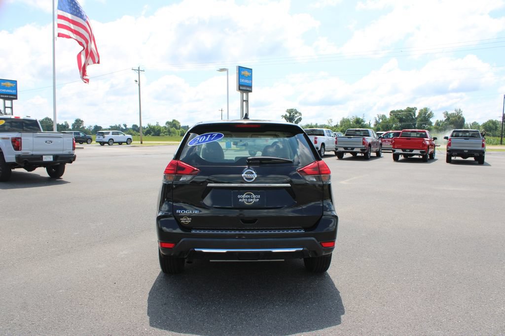 Used 2017 Nissan Rogue S FWD image 8