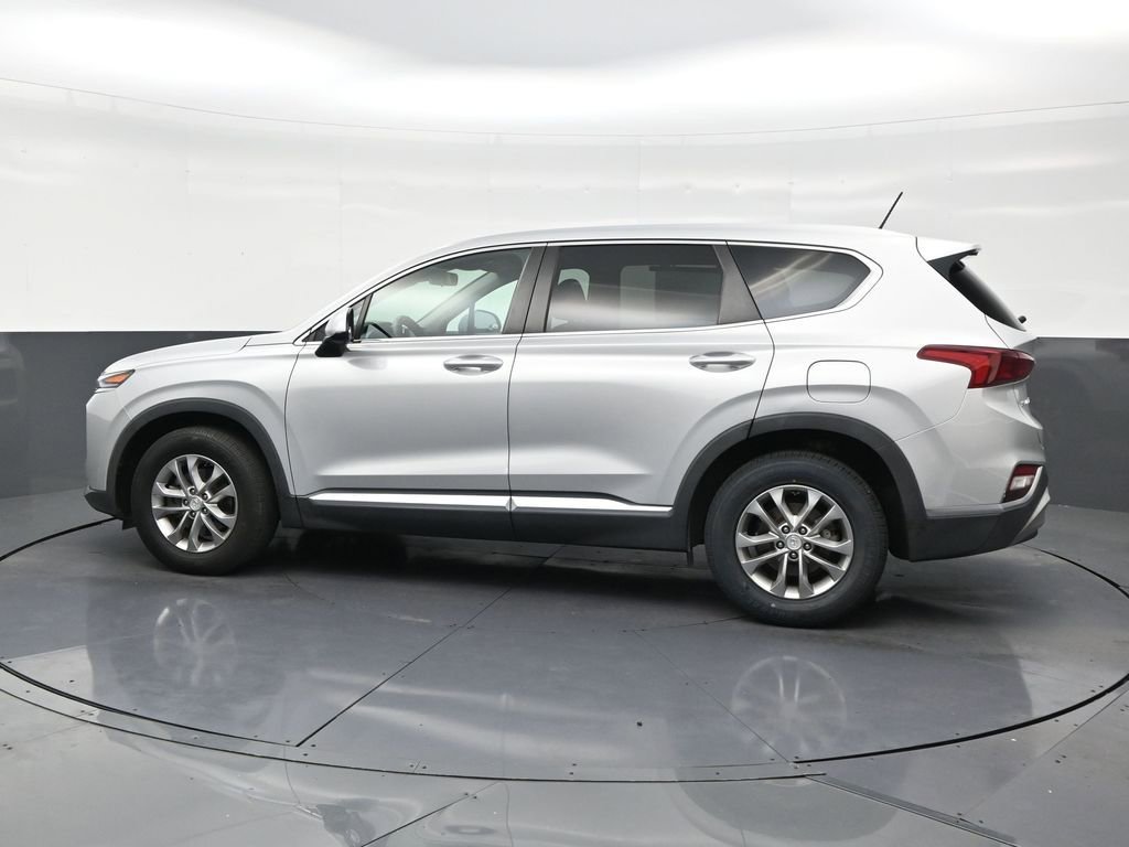 Used 2020 Hyundai Santa Fe SE w/ Cargo Package image 2