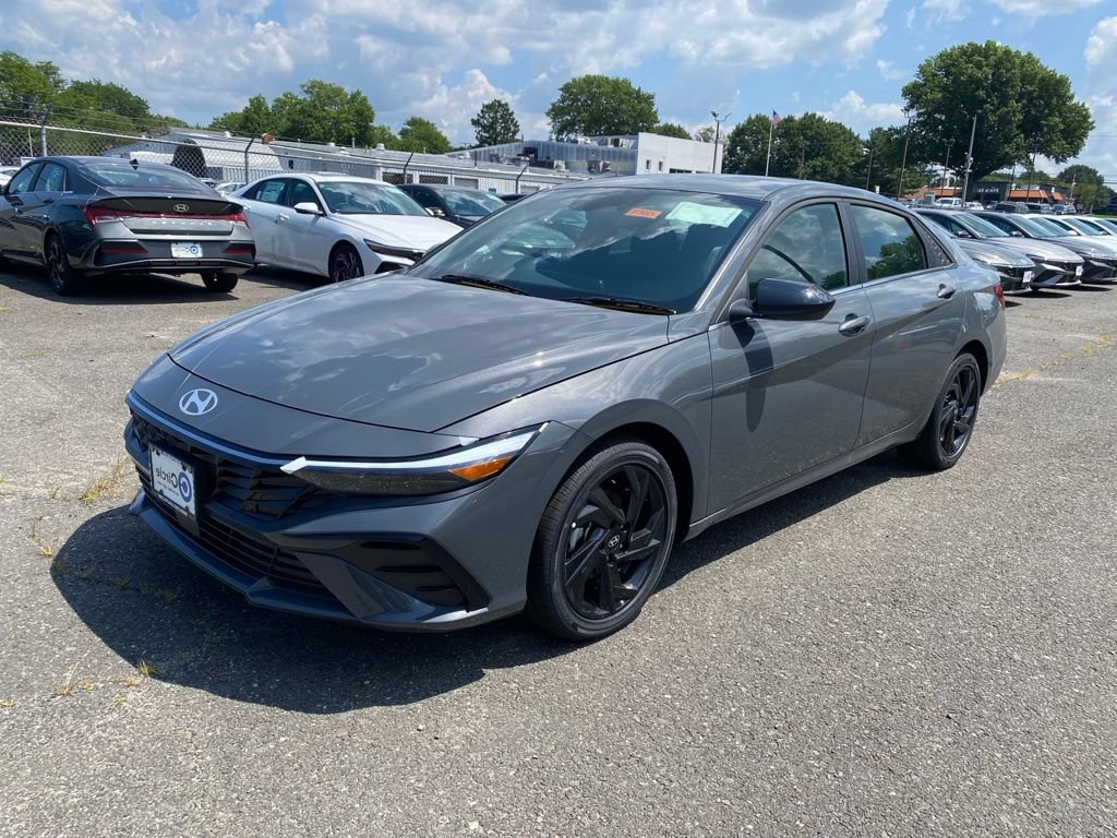 New 2026 Hyundai Elantra SEL Sport Premium FWD image 6