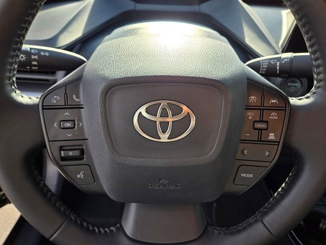 Used 2025 Toyota Prius LE image 17