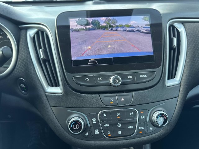 Used 2024 Chevrolet Malibu LT FWD image 30