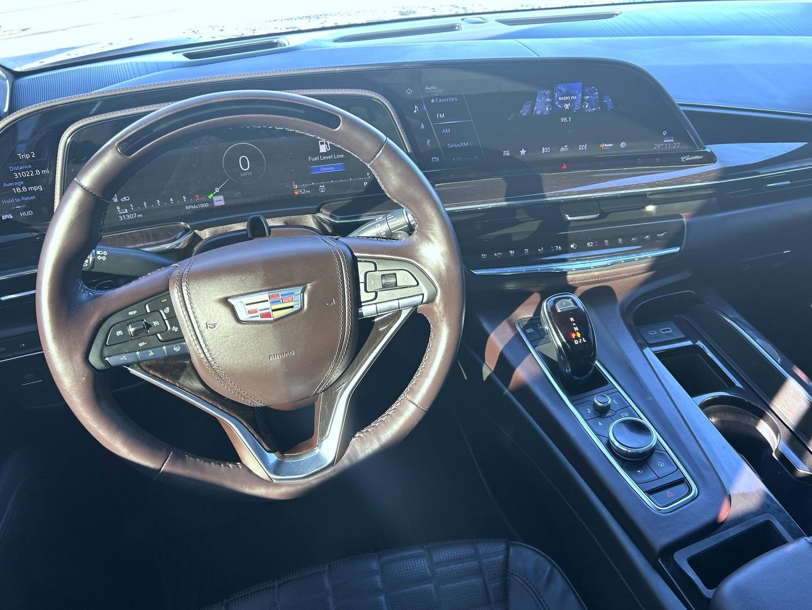 Certified 2023 Cadillac Escalade ESV Premium Luxury Platinum image 16