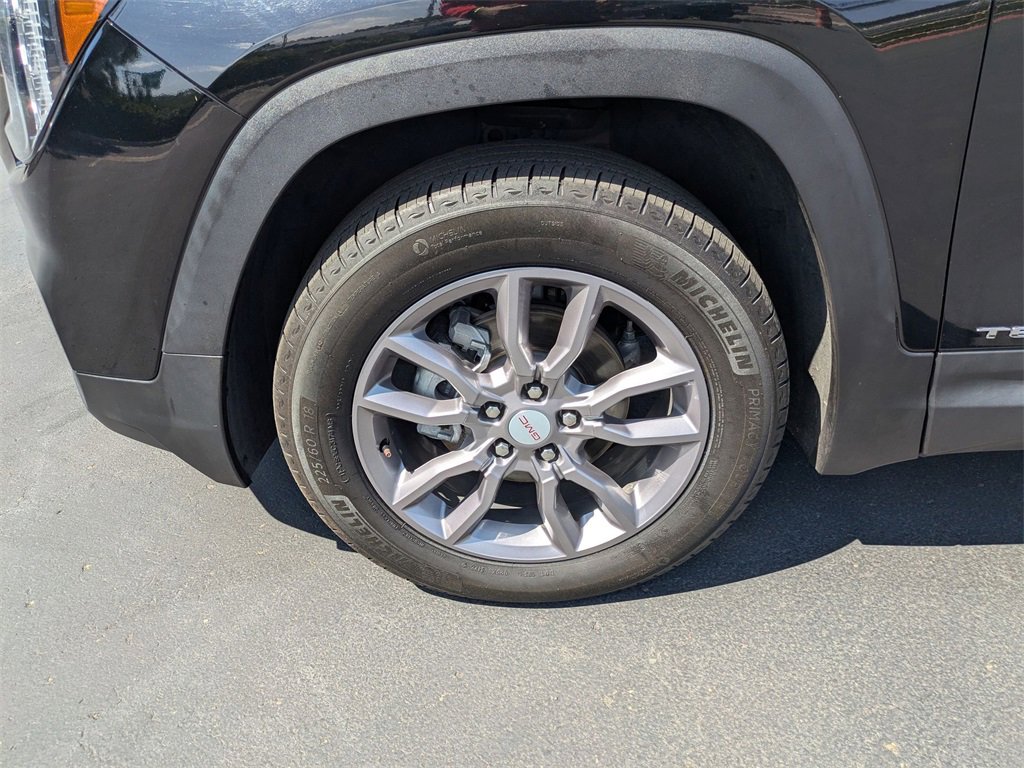 Used 2023 GMC Terrain SLT image 13