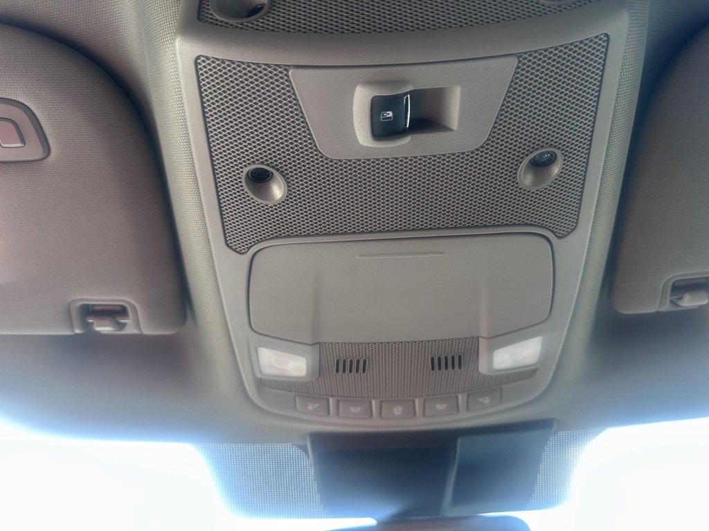 Used 2020 Ford F150 Lariat w/ Equipment Group 502A Luxury image 27