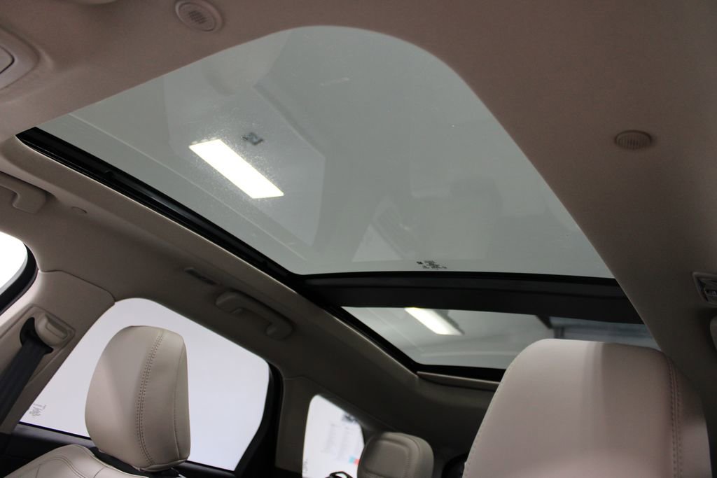 New 2026 Lincoln Corsair Premiere image 58