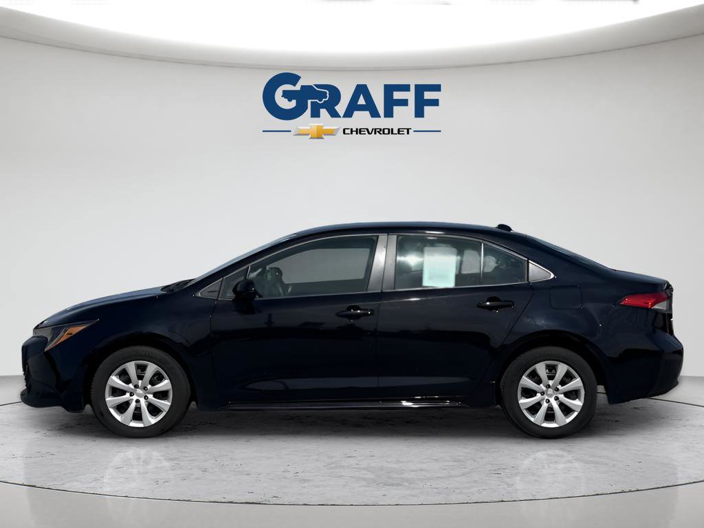 Used 2024 Toyota Corolla LE FWD image 5