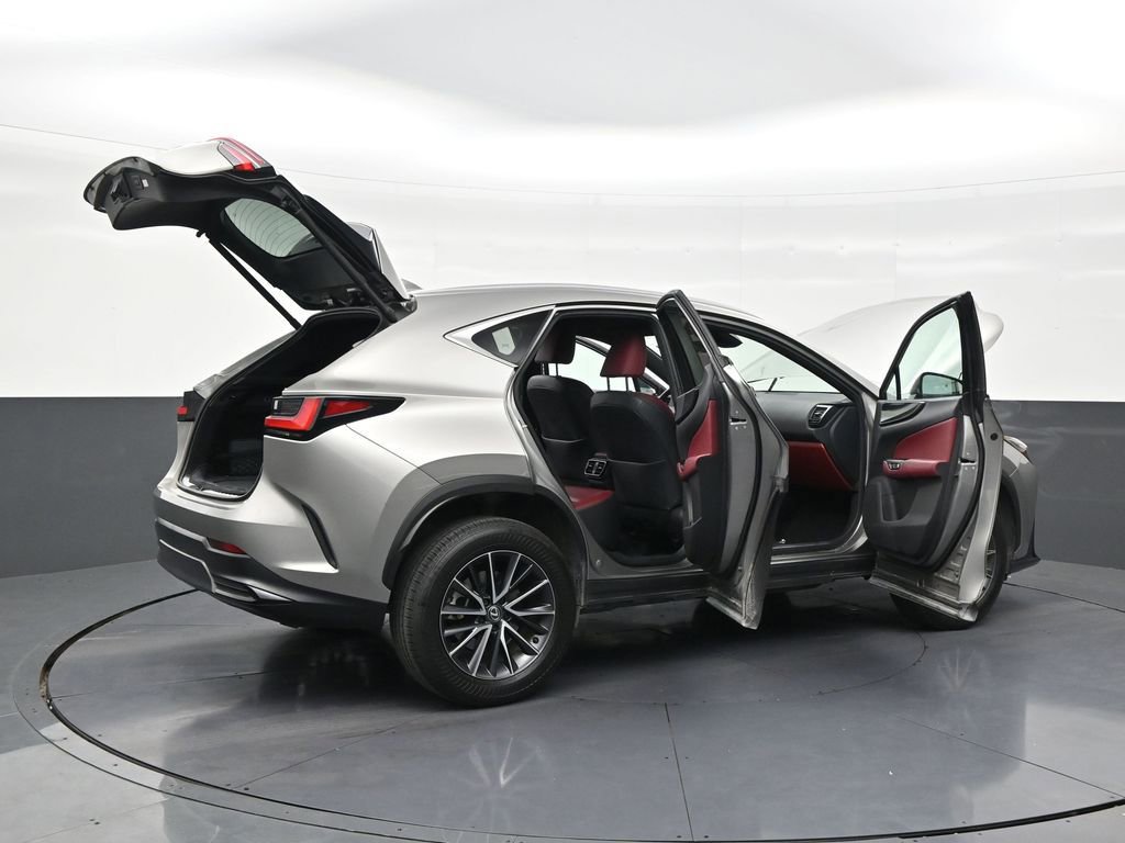 Used 2024 Lexus NX 250 FWD w/ Towing Package (2000 Lbs) image 28