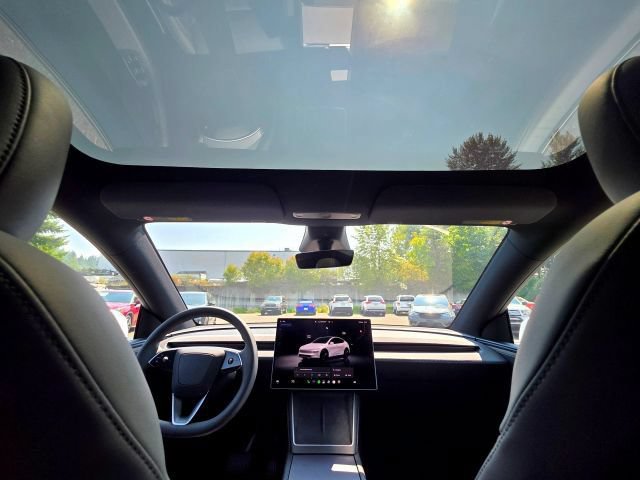 Used 2026 Tesla Model Y AWD image 55