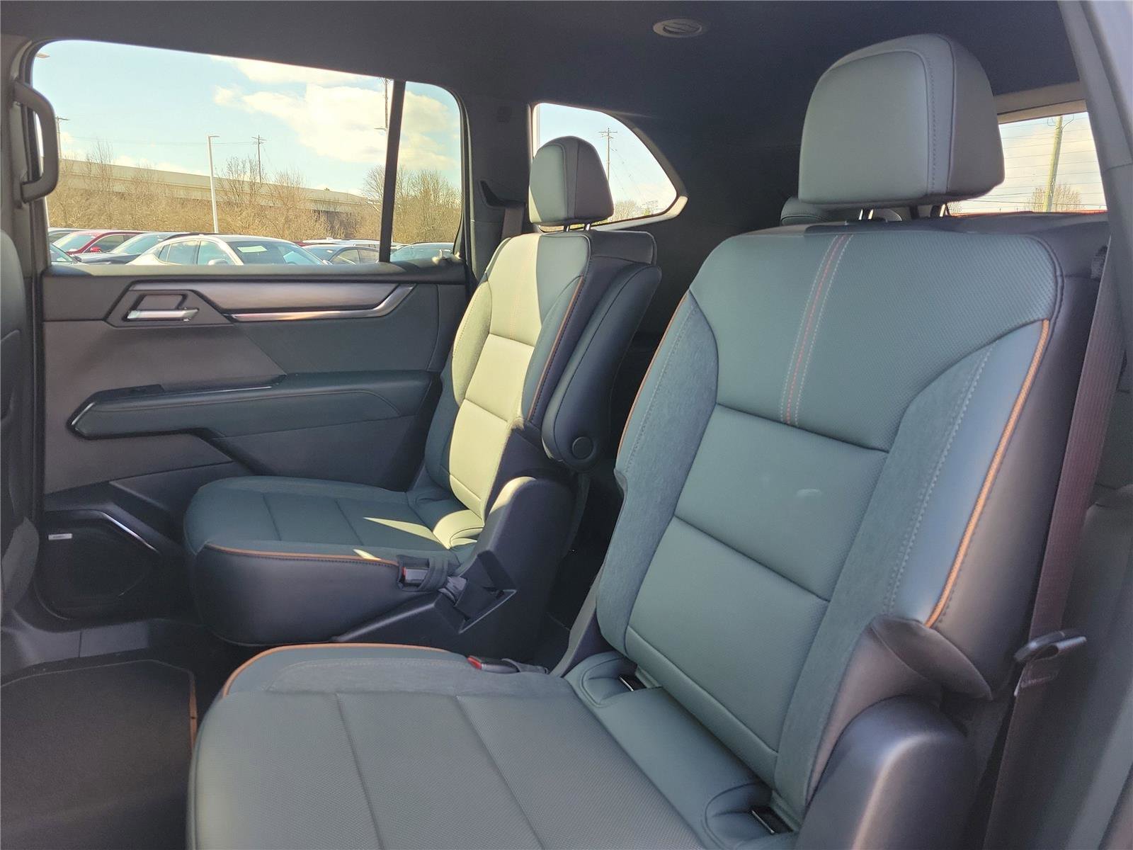 New 2026 GMC Acadia AT4 image 12