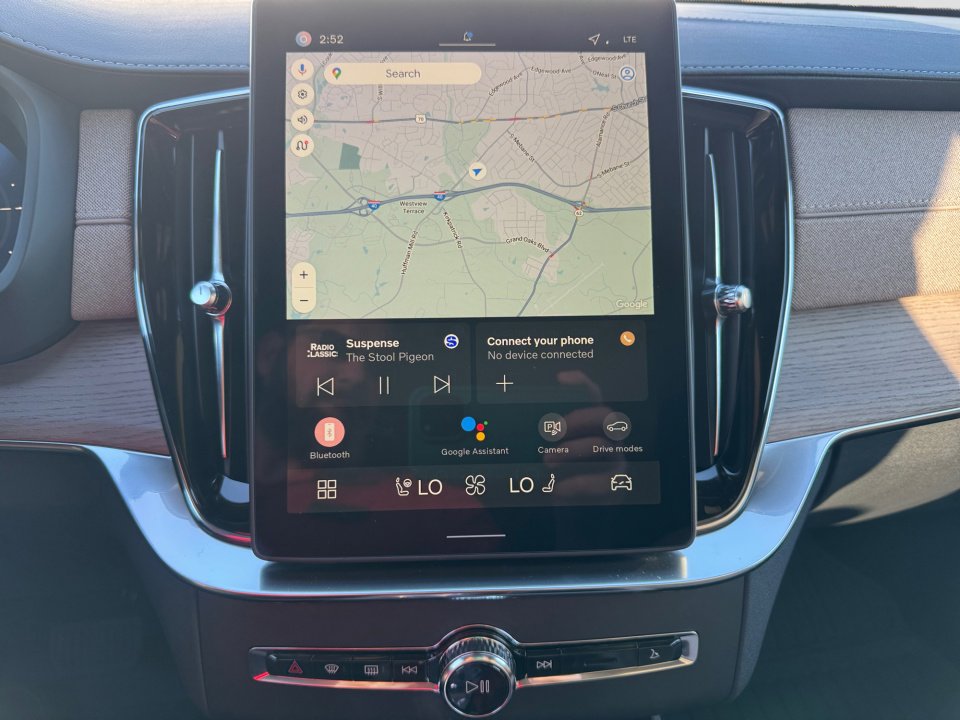 New 2026 Volvo XC90 T8 Plus w/ Protection Package Premier image 17