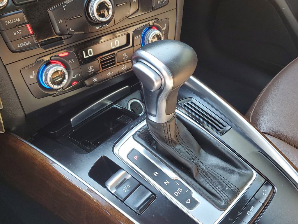 Used 2017 Audi Q5 2.0T Premium image 32