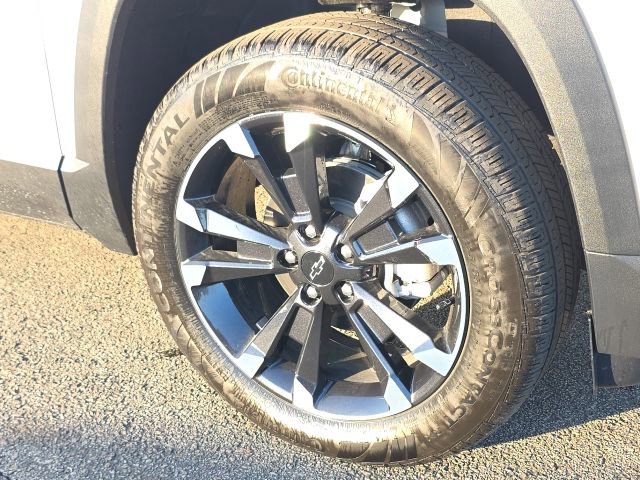 New 2026 Chevrolet Equinox RS w/ Safety and Technology Package image 9