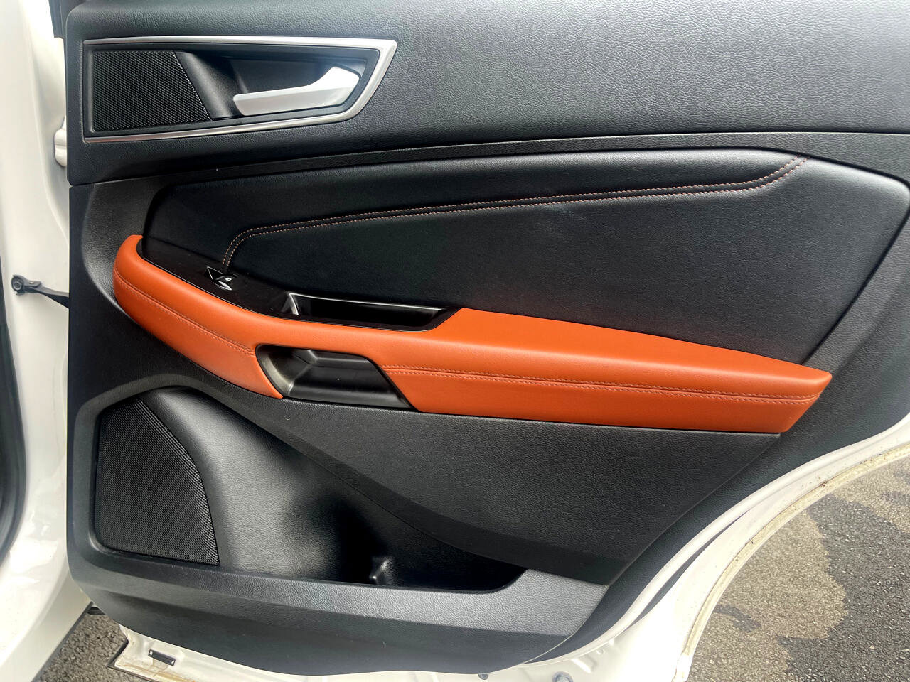 Used 2016 Ford Edge Titanium w/ Equipment Group 302A image 18