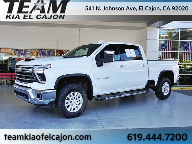 Used 2024 Chevrolet Silverado 2500 LTZ image 5