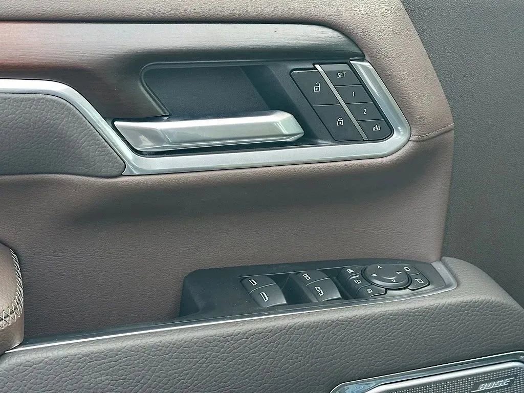 New 2026 GMC Sierra 3500 Denali w/ LPO, Black Badging Package image 21