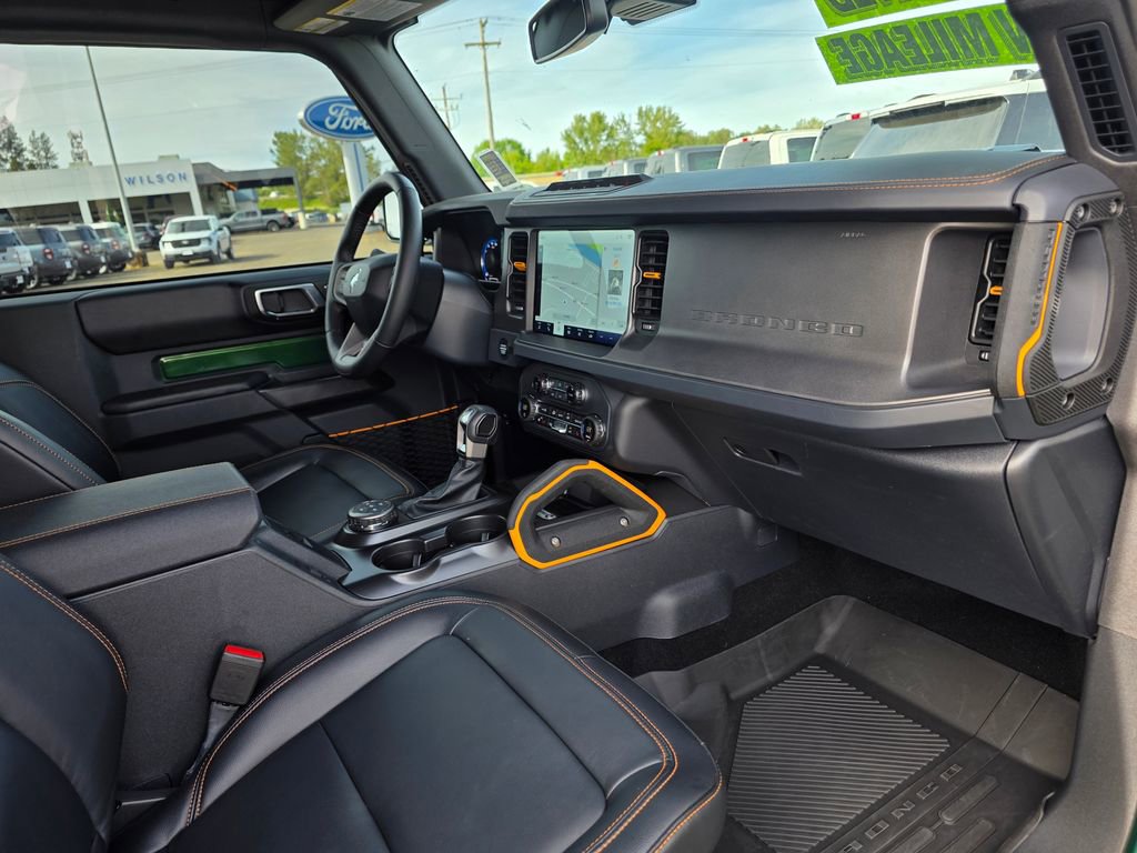 Used 2024 Ford Bronco Badlands AWD/4WD image 5