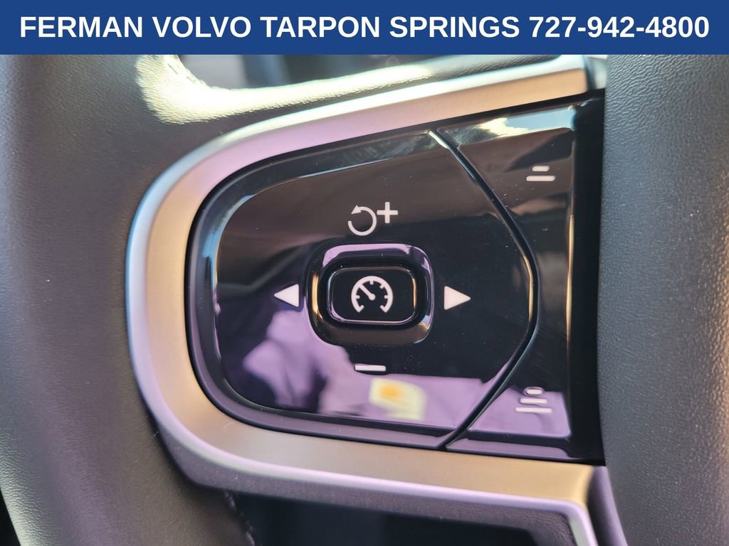 New 2026 Volvo XC90 T8 Plus w/ Protection Package Premier image 31