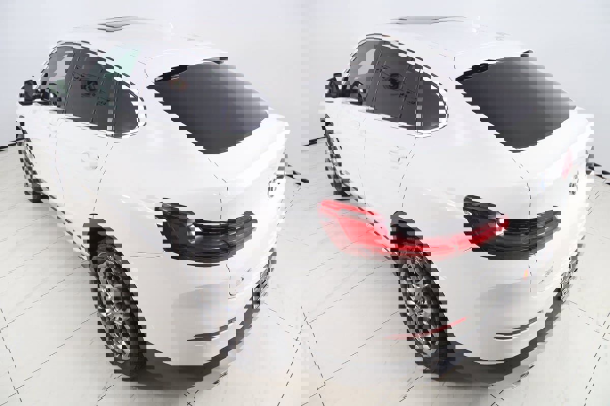 Used 2022 BMW X4 xDrive30i w/ Convenience Package image 26