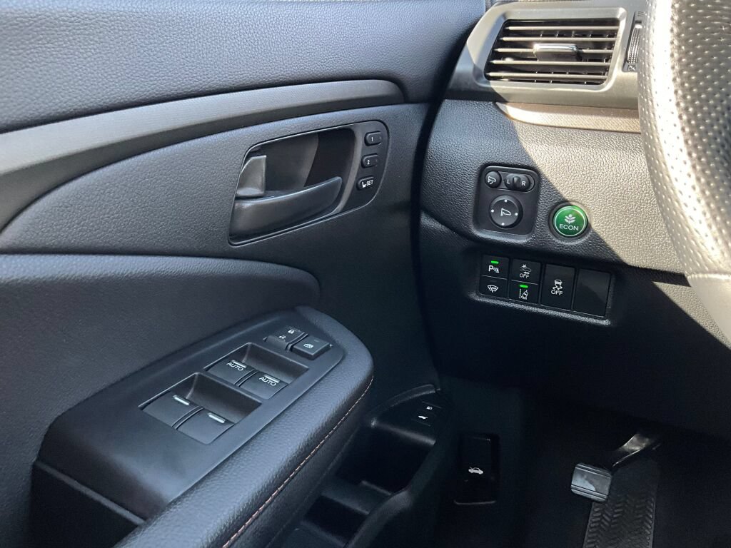 Used 2024 Honda Passport TrailSport image 23