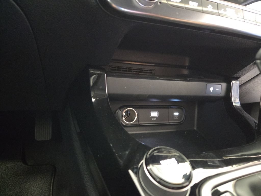 Certified 2026 Kia Seltos SX AWD/4WD image 20