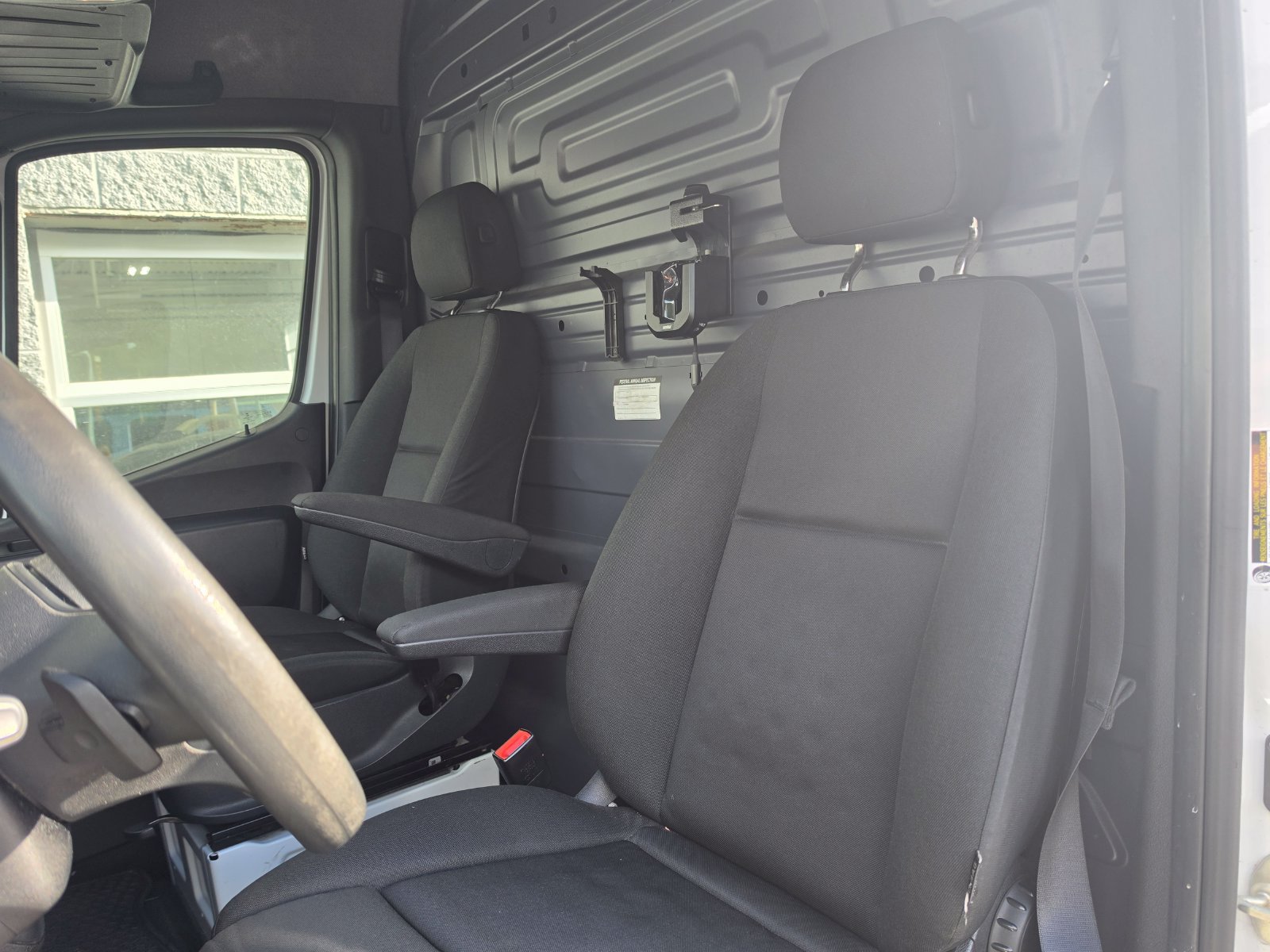 Used 2020 Mercedes-Benz Sprinter 2500 image 10