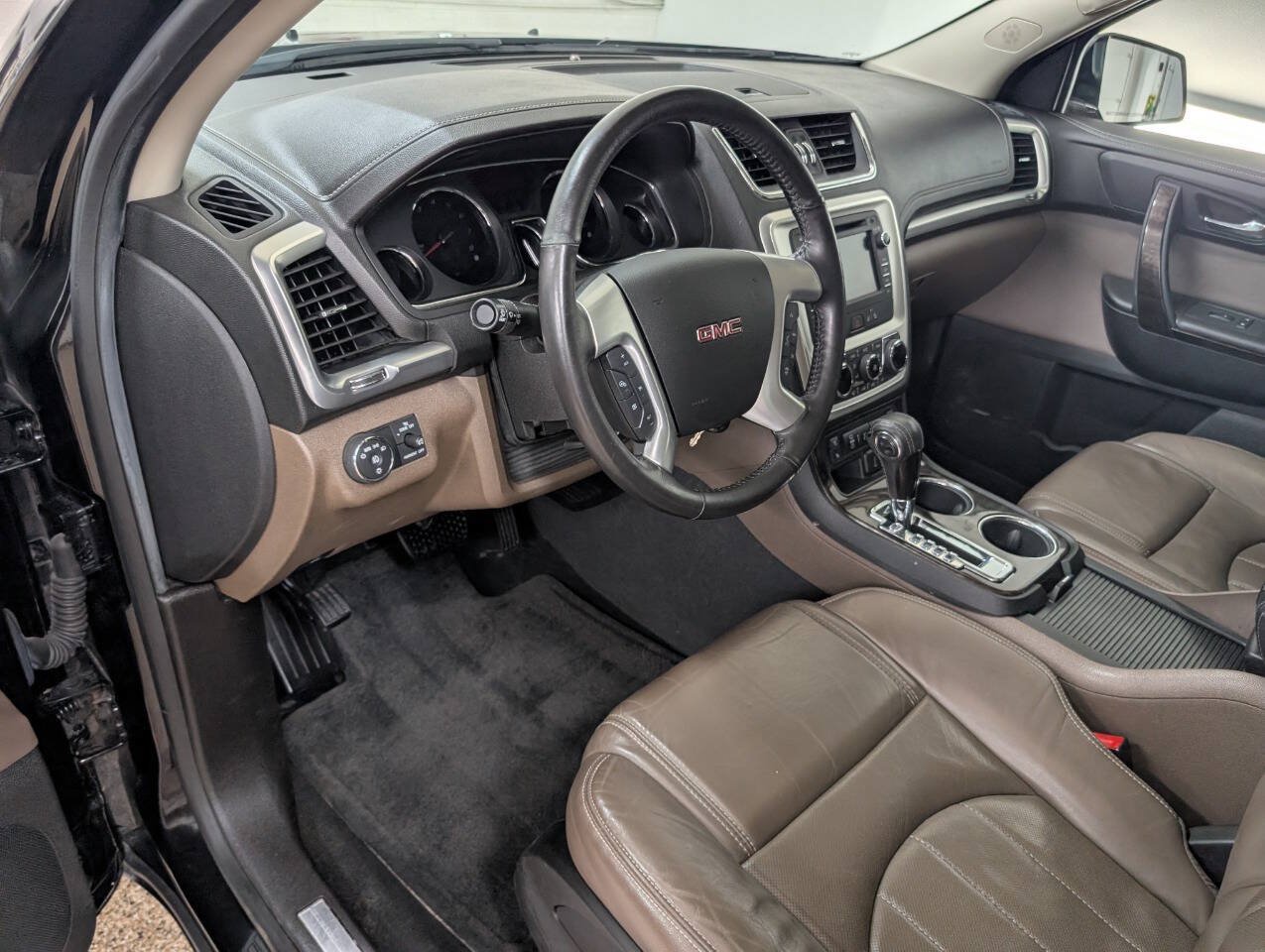 Used 2016 GMC Acadia SLT AWD/4WD image 8