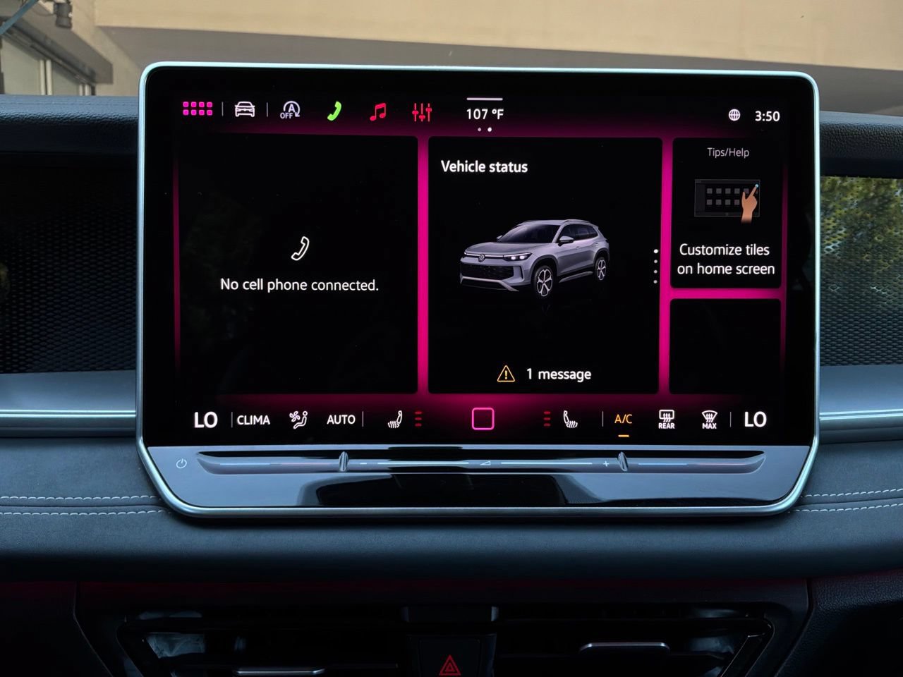 Used 2026 Volkswagen Tiguan SE FWD image 25
