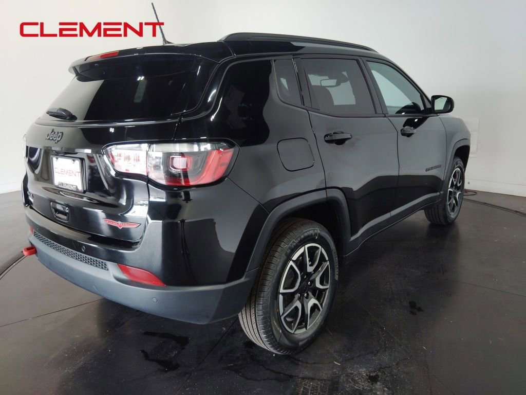 Used 2024 Jeep Compass Trailhawk image 7