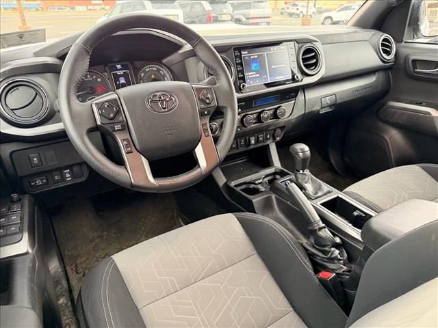 Used 2023 Toyota Tacoma TRD Sport w/ Technology Package image 7