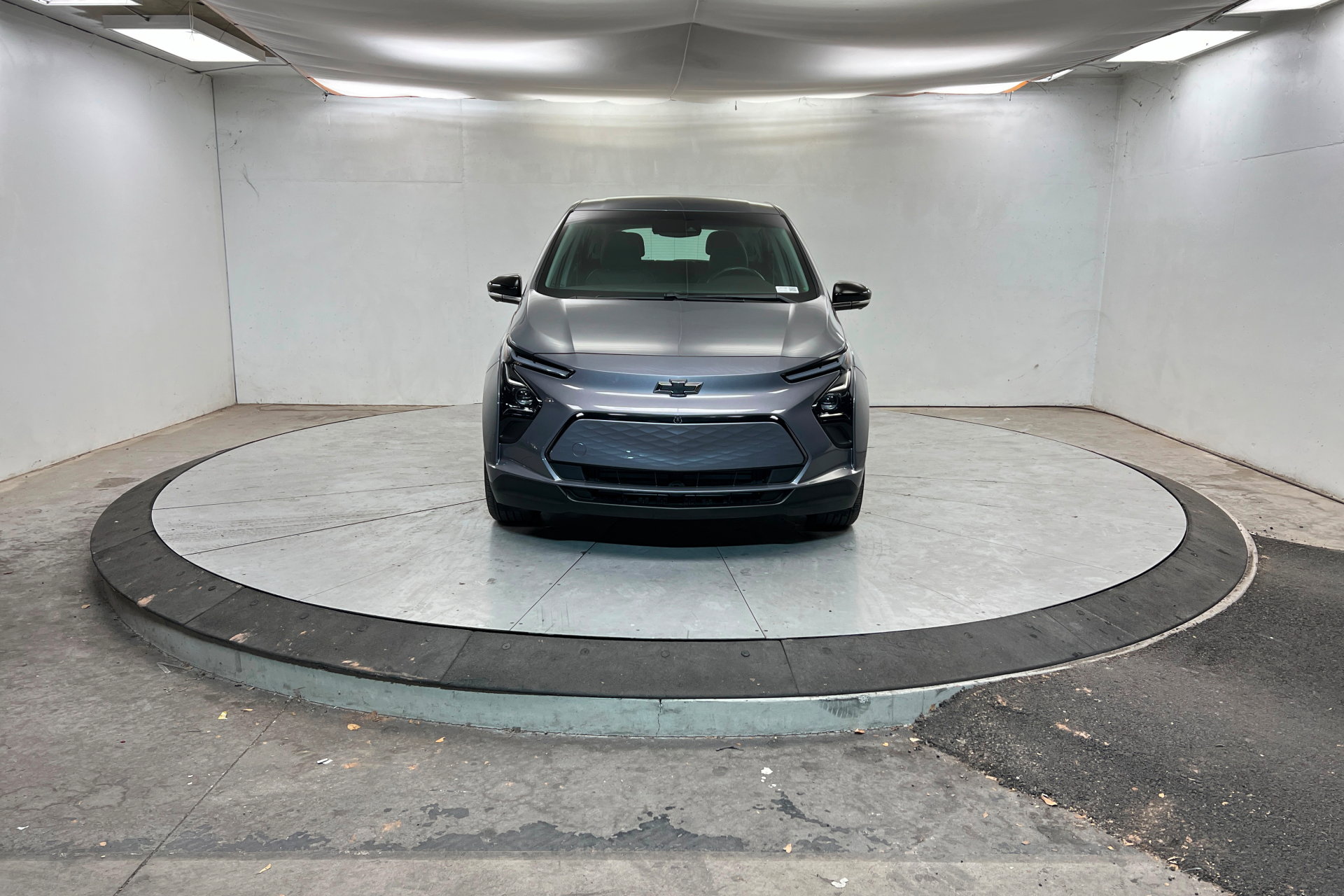 Certified 2023 Chevrolet Bolt LT w/ Infotainment Package image 9