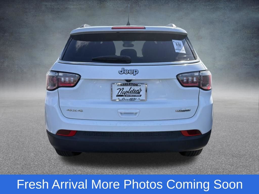 Used 2025 Jeep Compass Latitude w/ Sun & Sound Group image 5