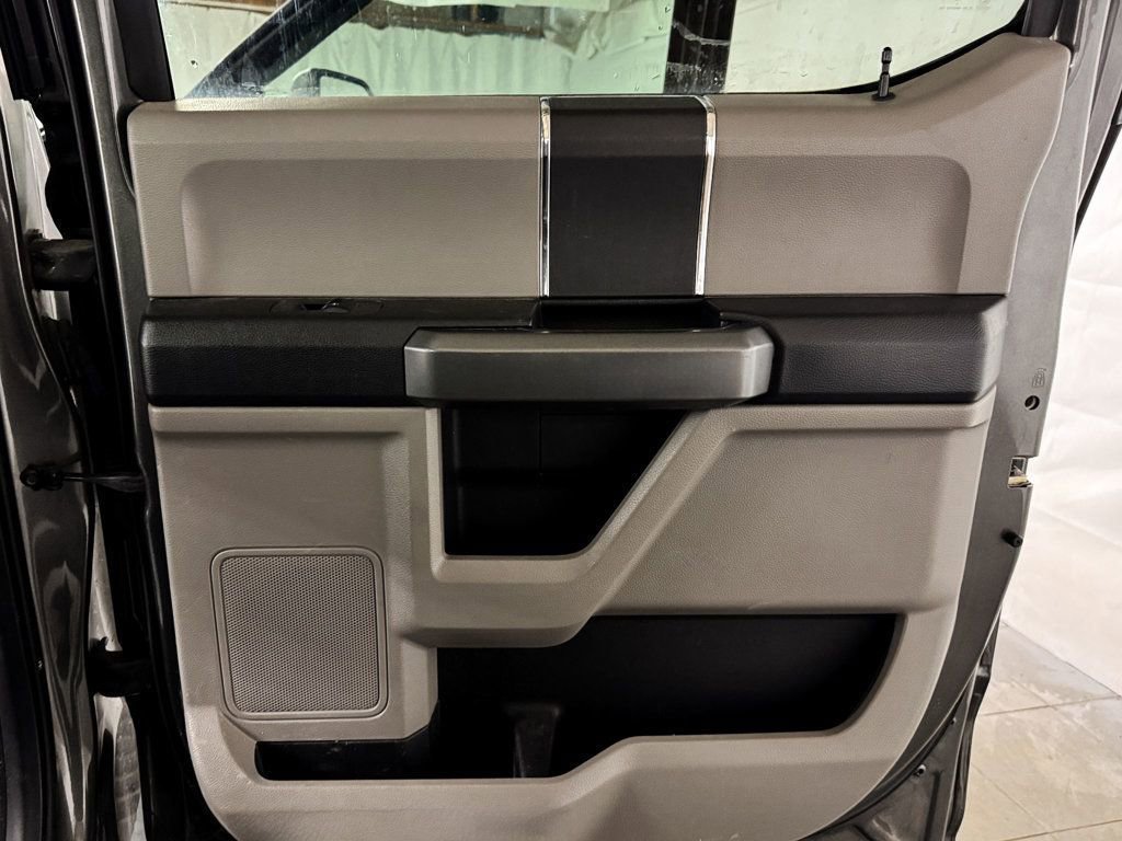 Used 2017 Ford F150 XLT w/ Max Trailer Tow Package AWD/4WD image 12