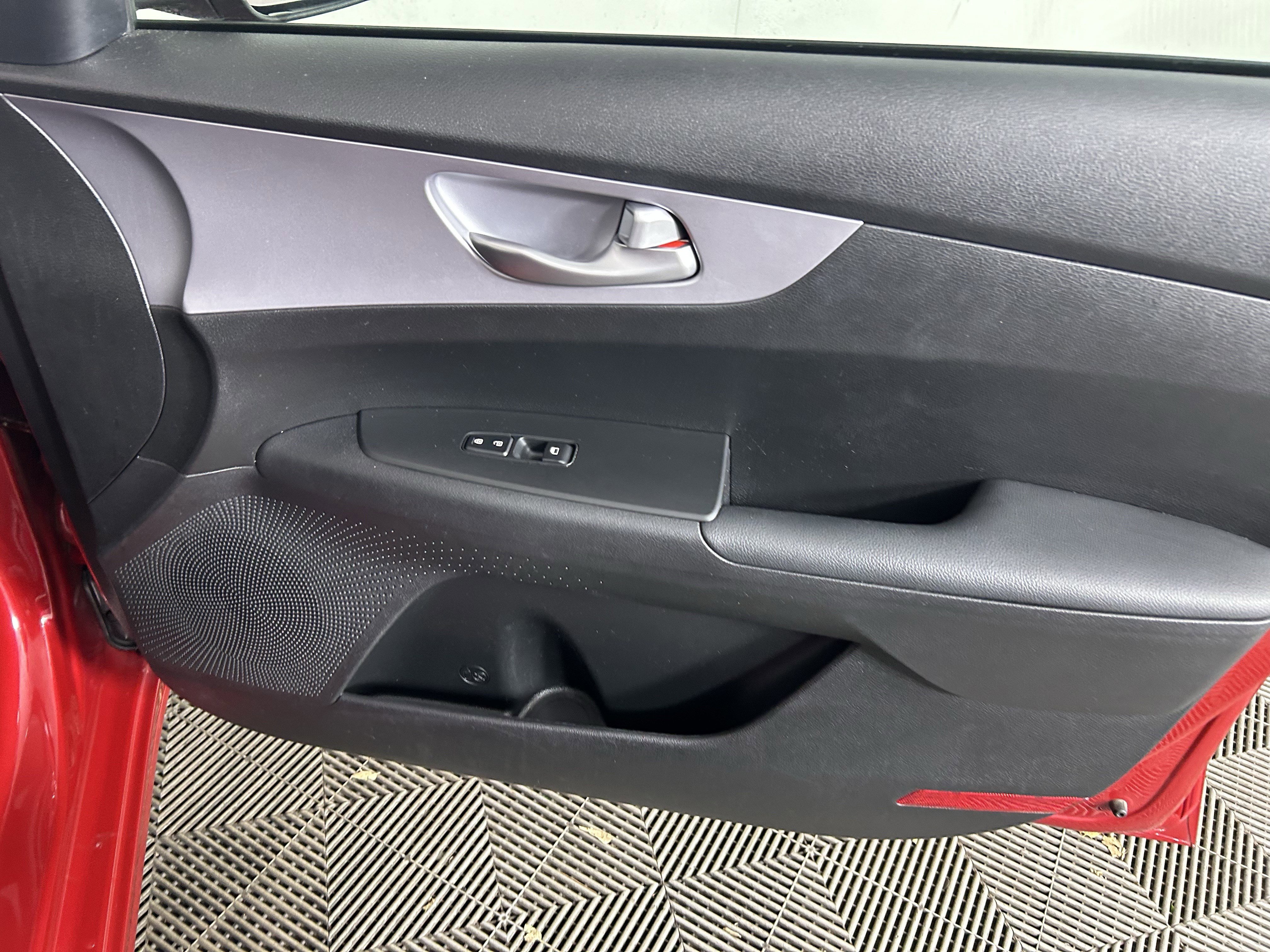 Certified 2024 Kia Forte LXS image 41