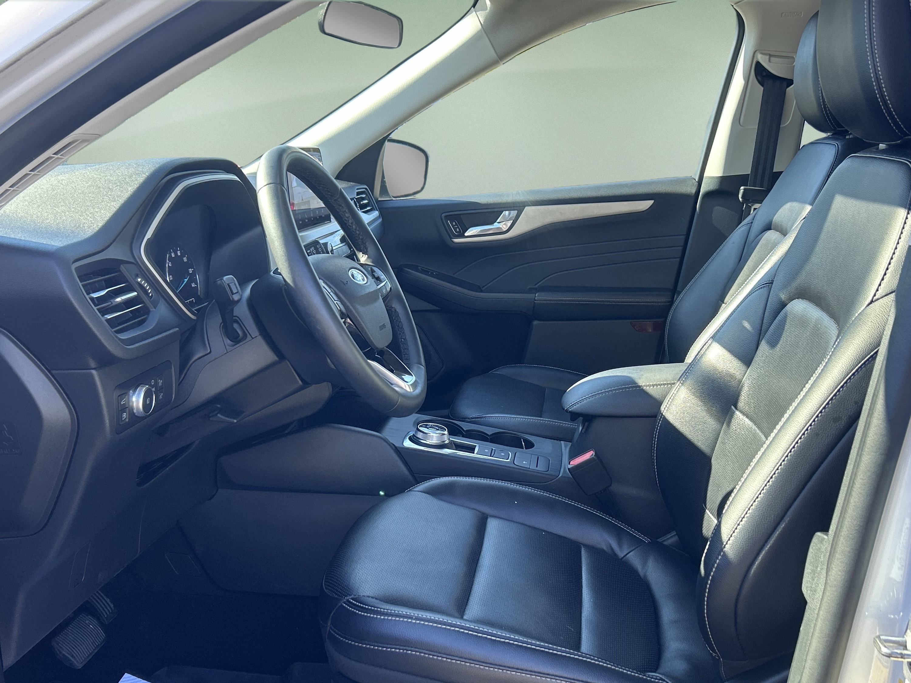 Used 2022 Ford Escape SEL FWD image 26