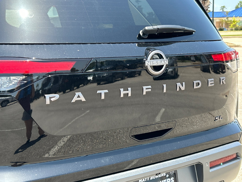 New 2026 Nissan Pathfinder SL FWD image 8