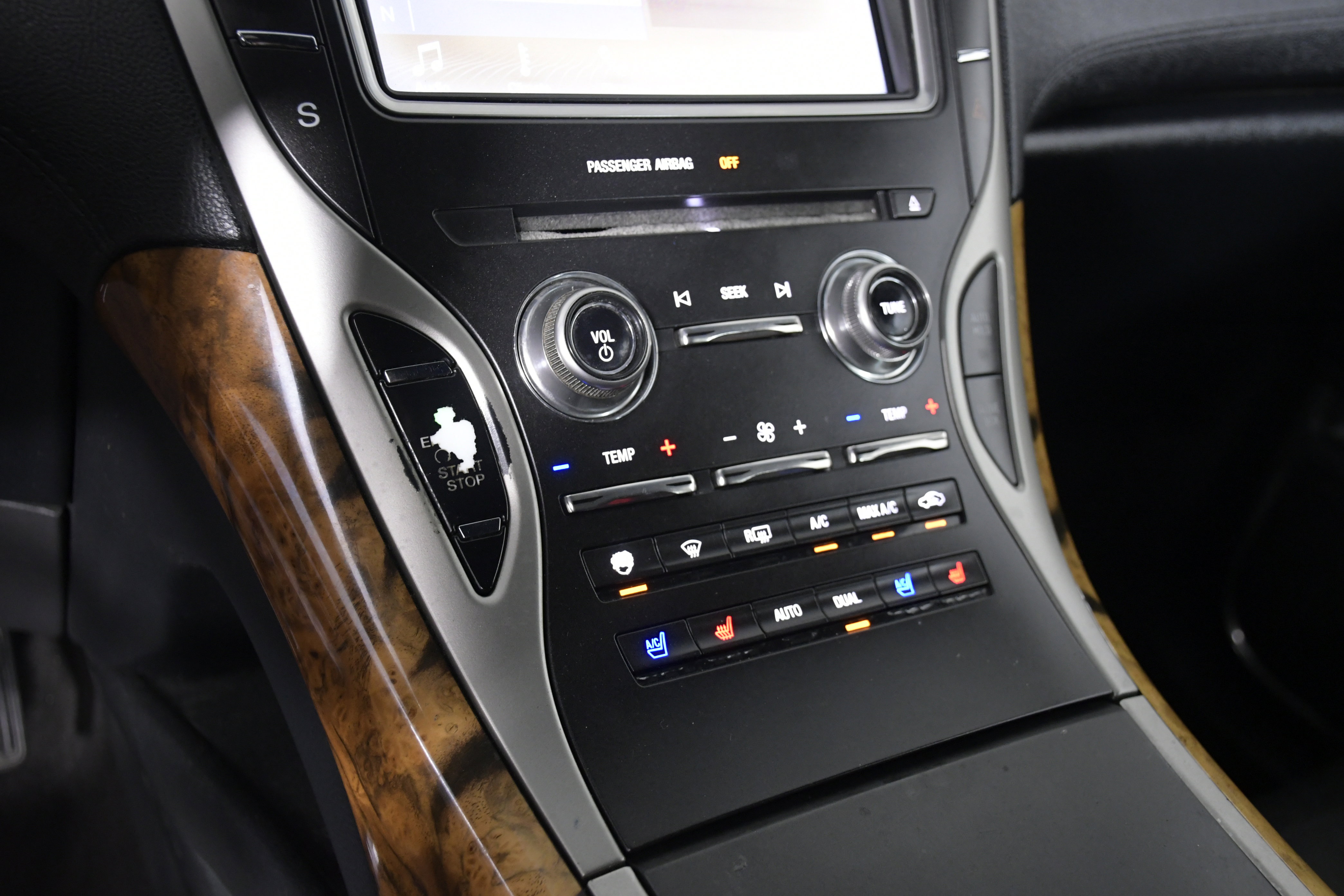 Used 2016 Lincoln MKX Reserve image 18