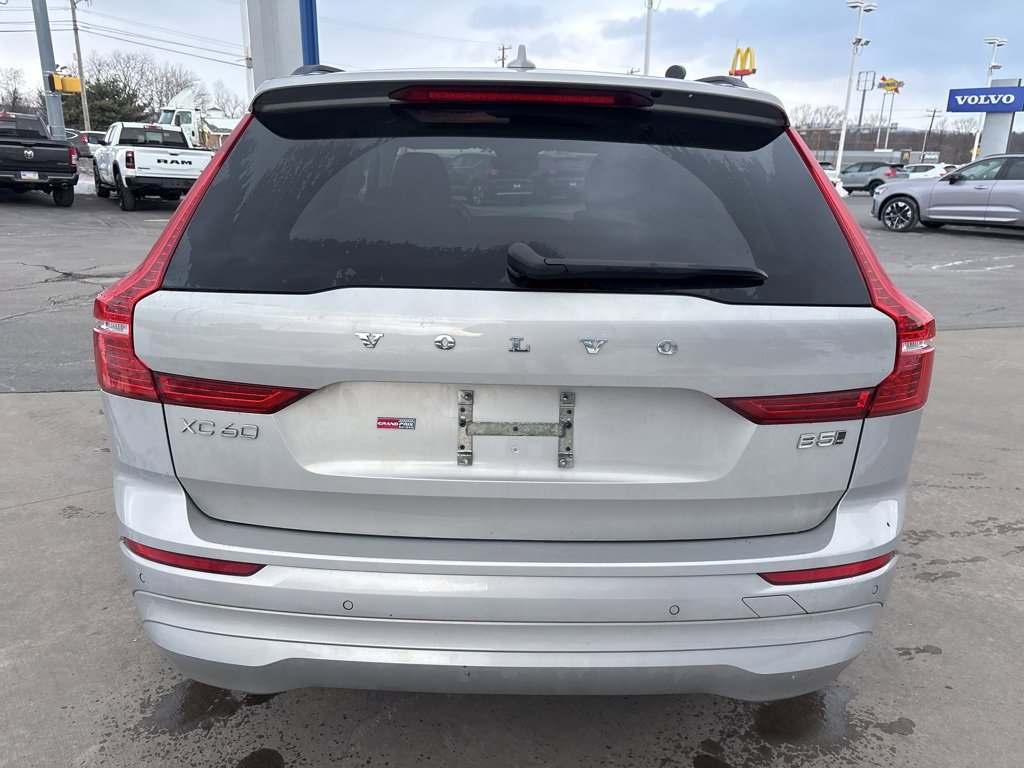 Certified 2023 Volvo XC60 B5 Core image 7