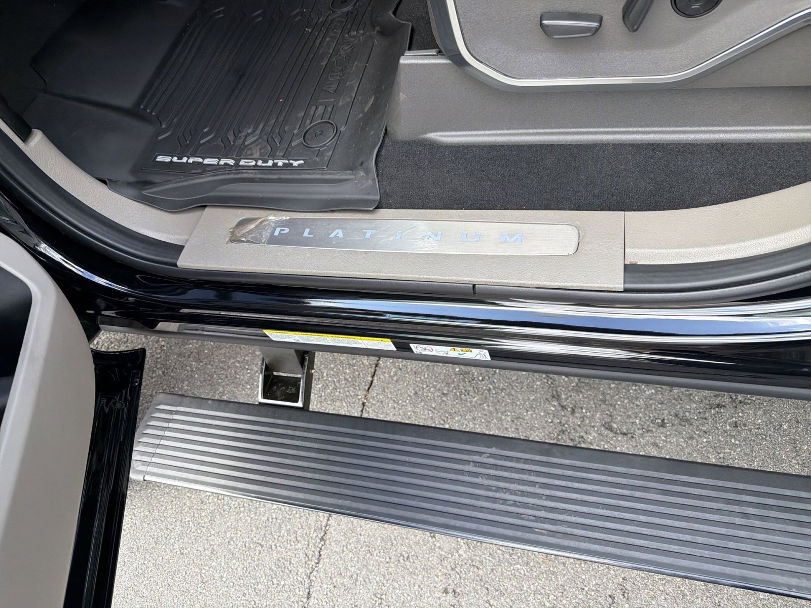 New 2026 Ford F450 Platinum w/ Platinum Plus Package image 18