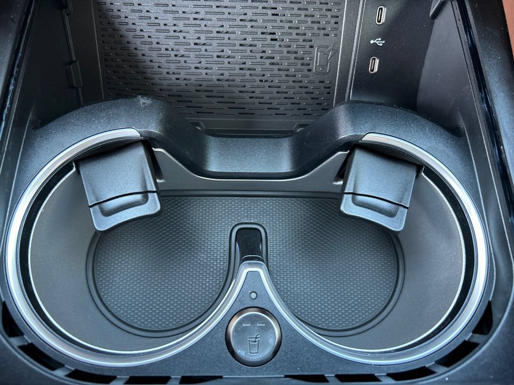 New 2026 Mercedes-Benz GLS 450 4MATIC image 21