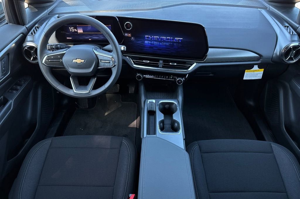 New 2026 Chevrolet Equinox EV LT w/ LPO, Blackout Package FWD image 13