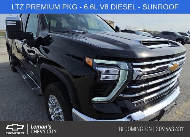 Used 2025 Chevrolet Silverado 3500 LTZ w/ LTZ Premium Package AWD/4WD image 1