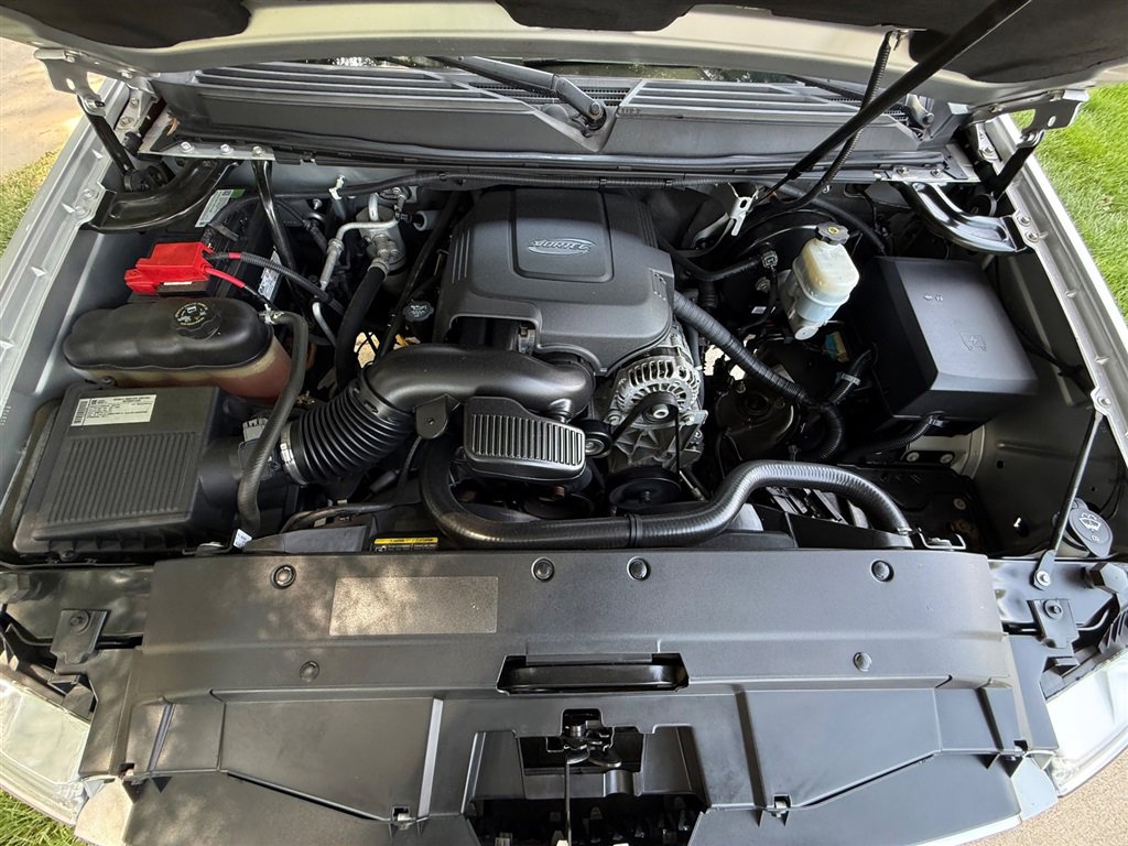 Used 2010 Chevrolet Avalanche LT w/ Luxury Package RWD image 69