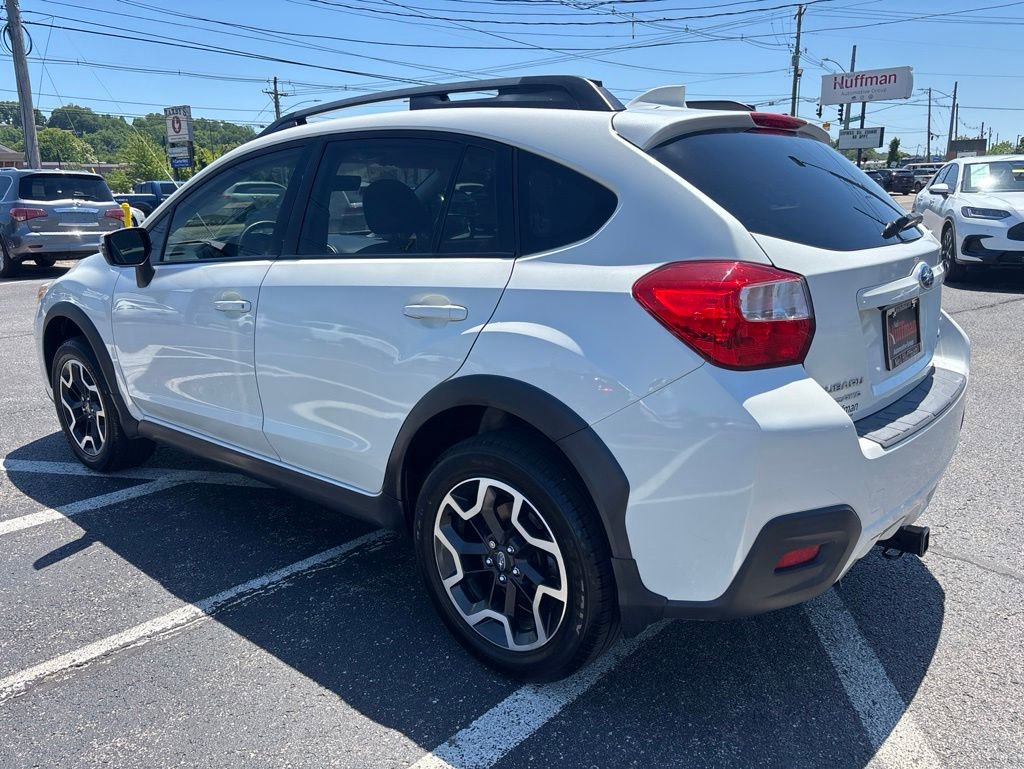 Used 2017 Subaru Crosstrek 2.0i Limited w/ Popular Package #1 AWD/4WD image 5