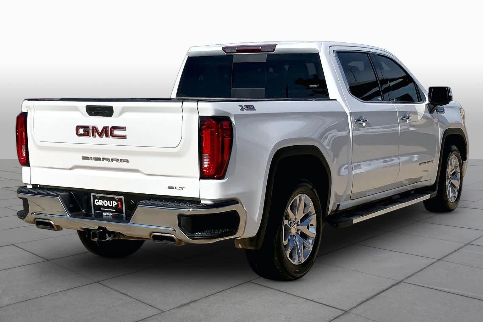 Used 2019 GMC Sierra 1500 SLT w/ SLT Premium Package AWD/4WD image 13