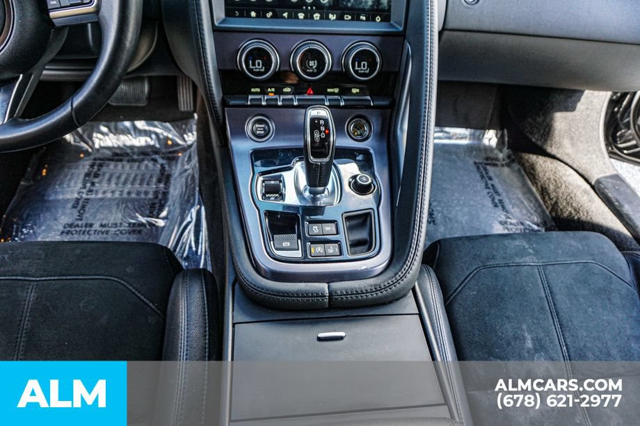 Used 2020 Jaguar F-TYPE Coupe RWD image 38