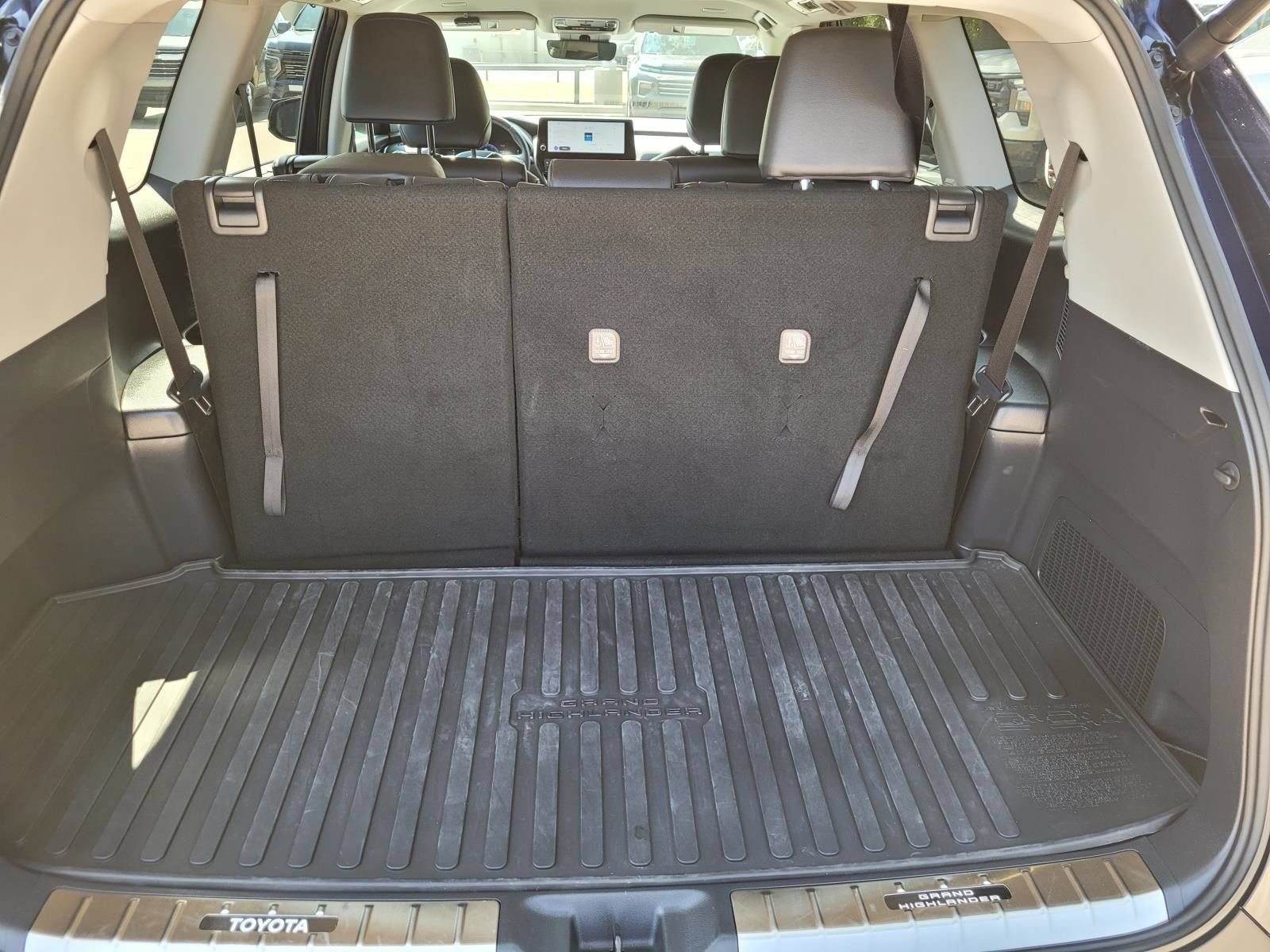 Used 2026 Toyota Grand Highlander FWD image 14