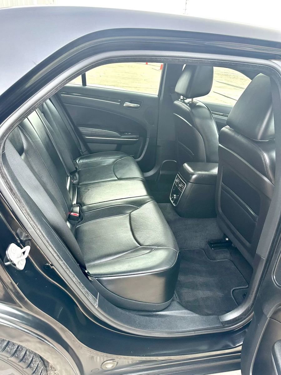 Used 2013 Chrysler 300 C w/ Harman Kardon Audio Group RWD image 15