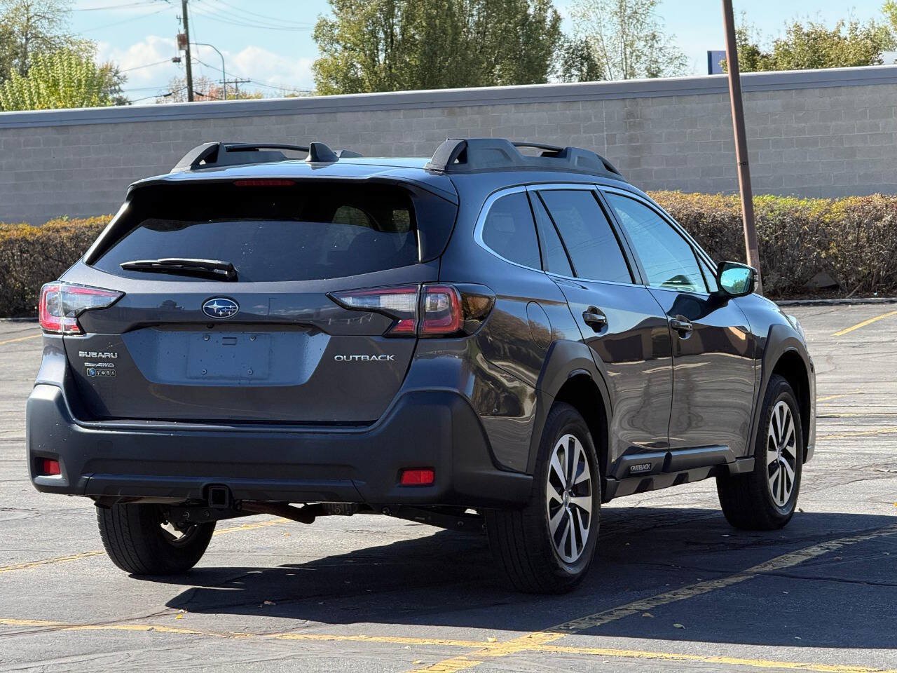 Used 2023 Subaru Outback Premium AWD/4WD image 5