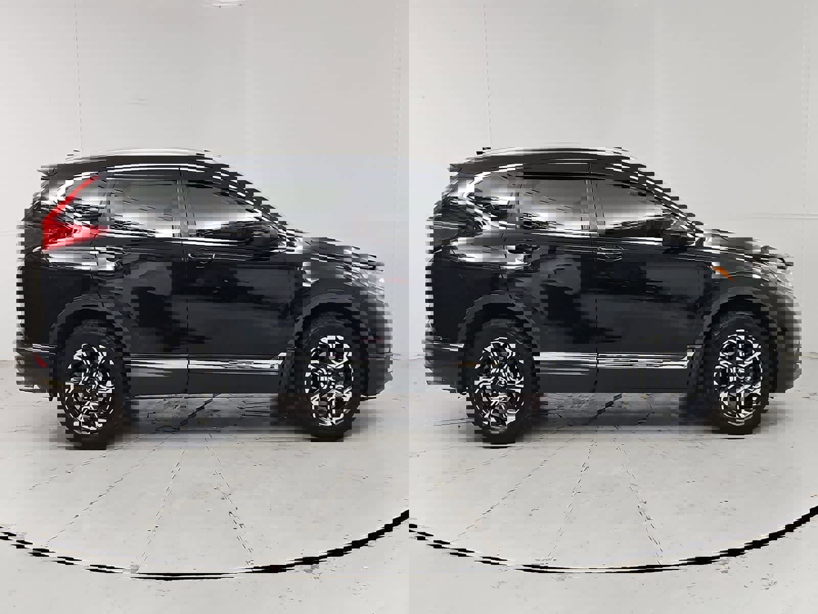 Used 2019 Honda CR-V Touring image 7